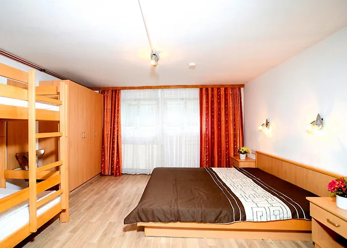 Prázdninový dům Sahra Tux